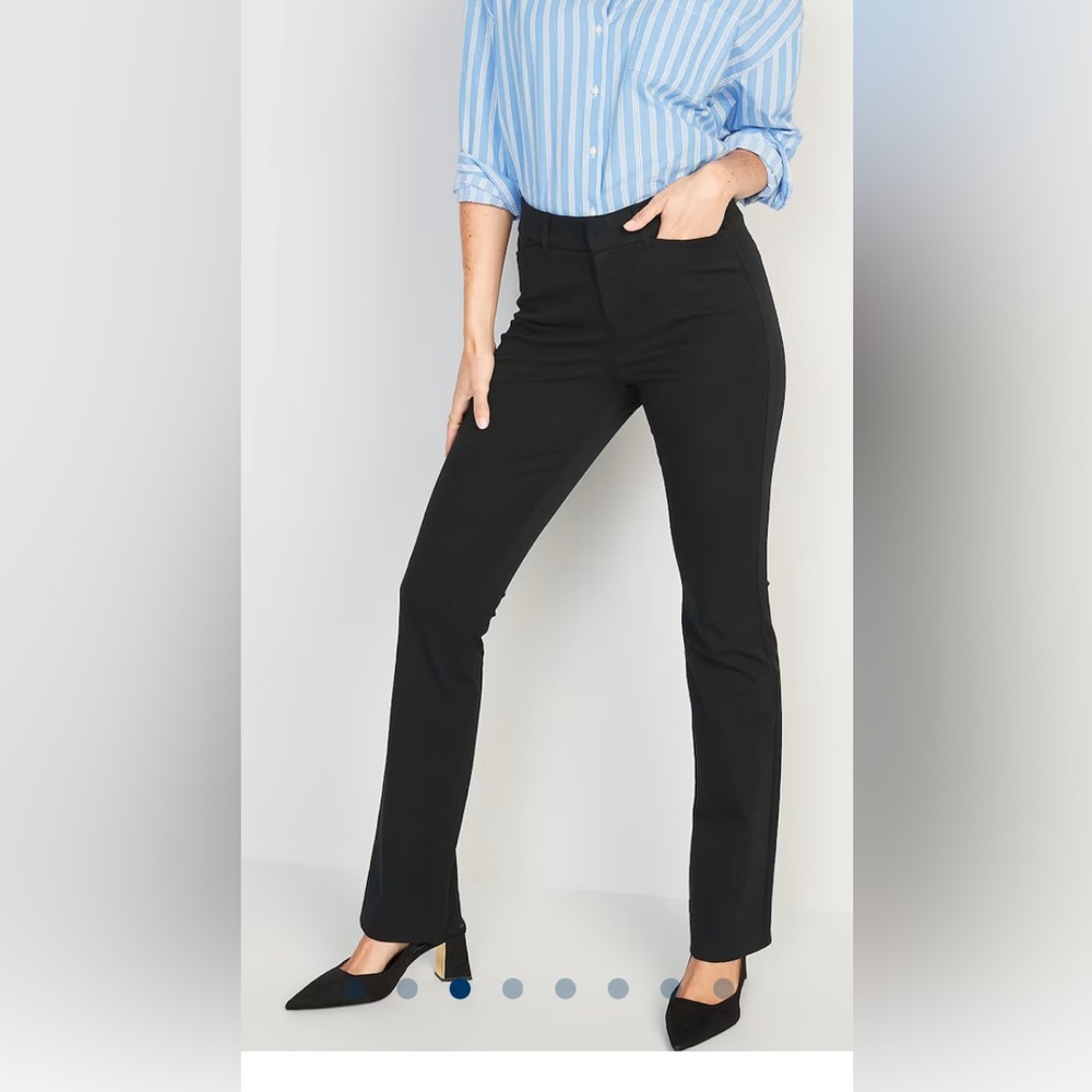 Old Navy High-Waisted Pixie Flare Pants, size 4 Black, NWOT